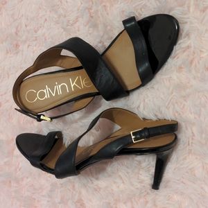 Calvin Klein - Lancy heeled sandal (black PU, US9)